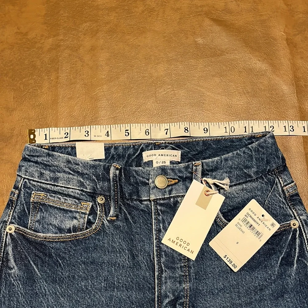 Good American Good Classic Jeans - Picture 2 of 6